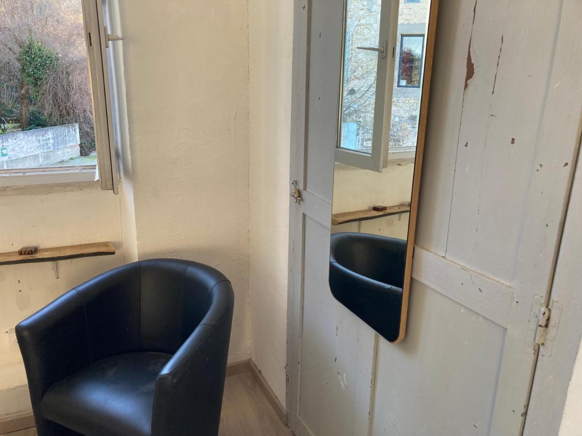 Chambre Privee Dans Maison Dromoise - Viarhona - Autoroute - Jacuzzi A Reserver En Supplement Châteauneuf-du-Rhône Eksteriør bilde